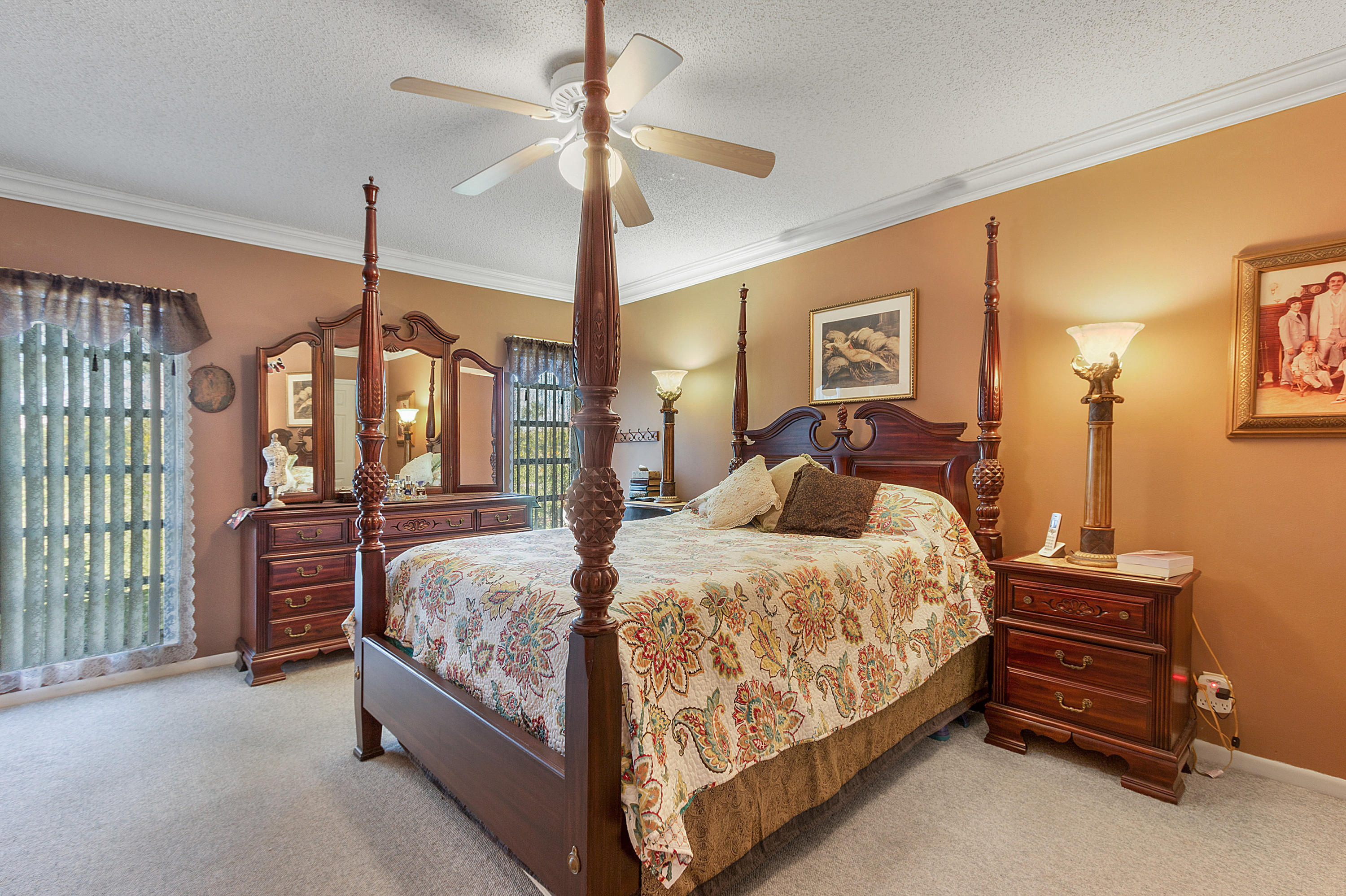 BOCA CHASE - Residential