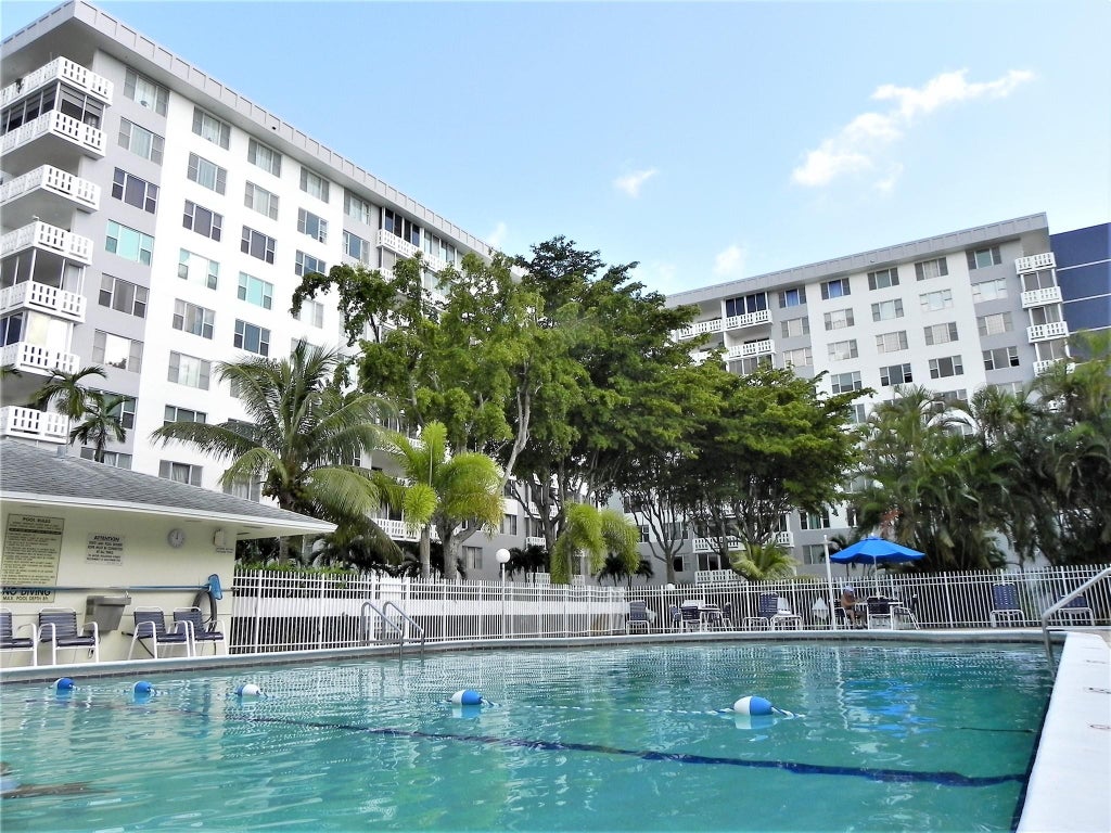 Photo of 4350 Hillcrest Drive #818, Hollywood, FL 33021 (MLS # F10526778)