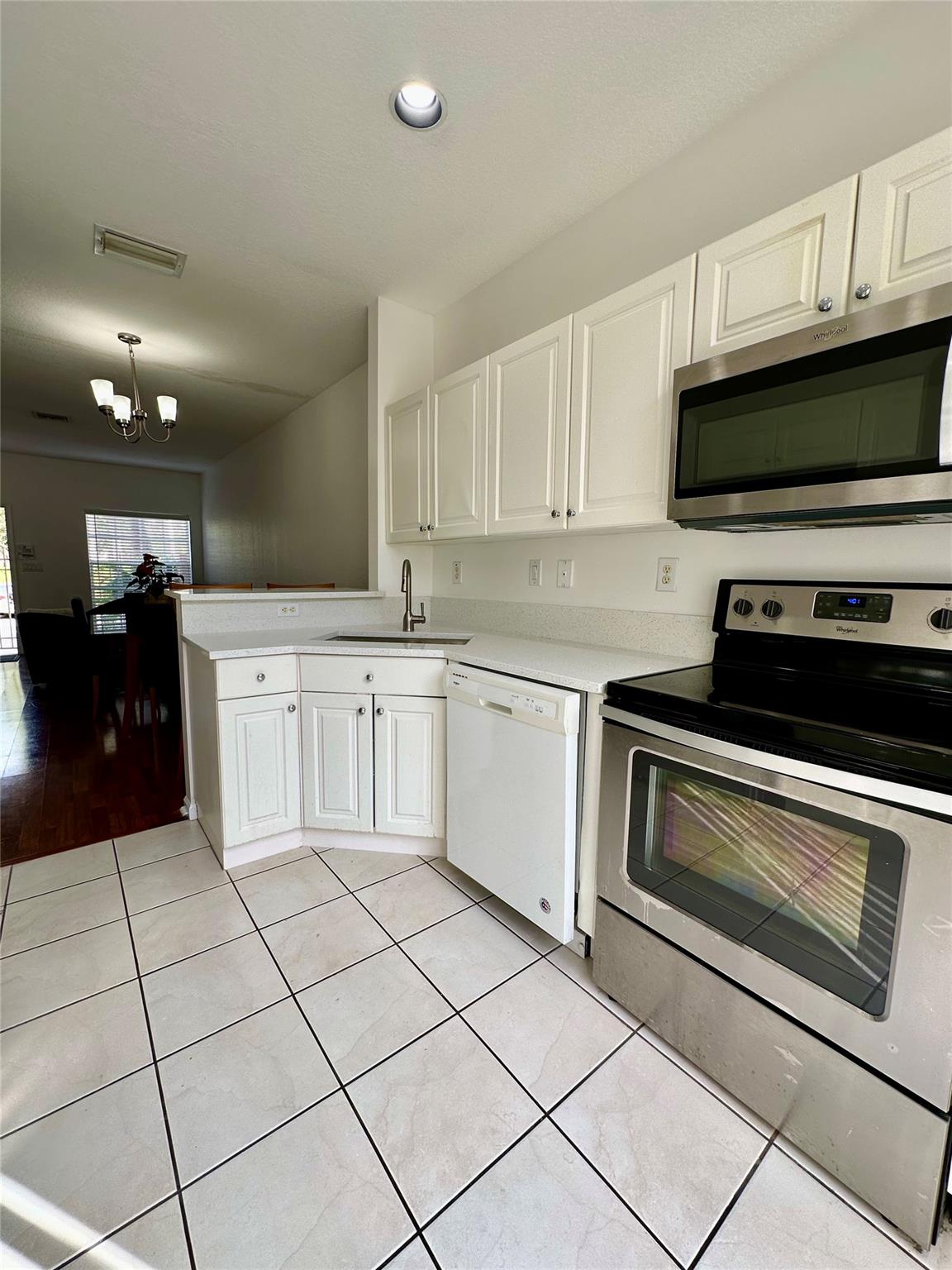 Pembroke Isles V 166-46 B - Residential Lease
