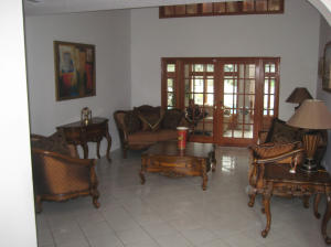 Palm Beach Country Estate - Residential