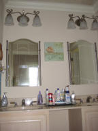 Palm Beach Country Estate - Residential