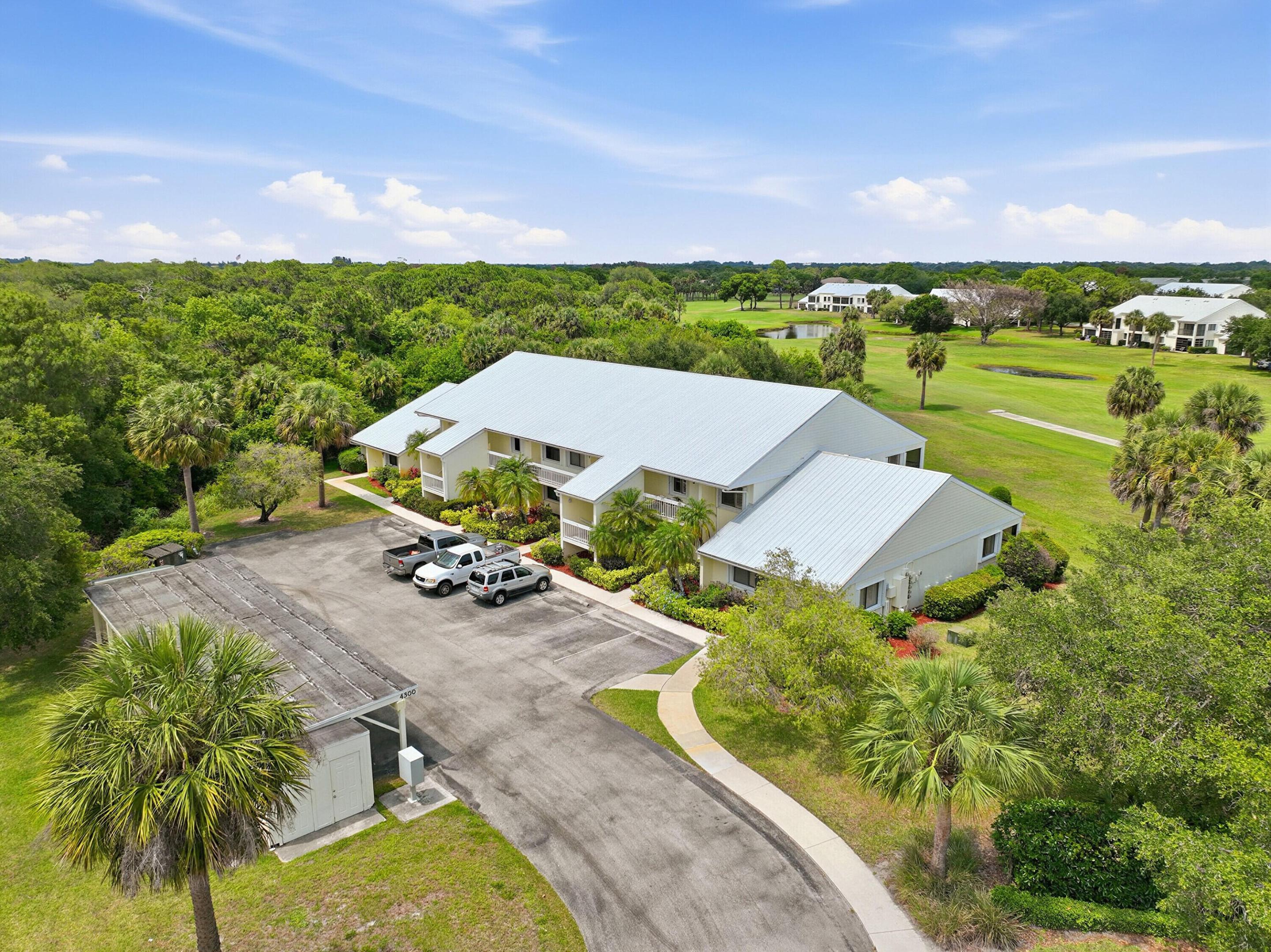 GATOR TRACE CONDOMINIUM 1 - Residential