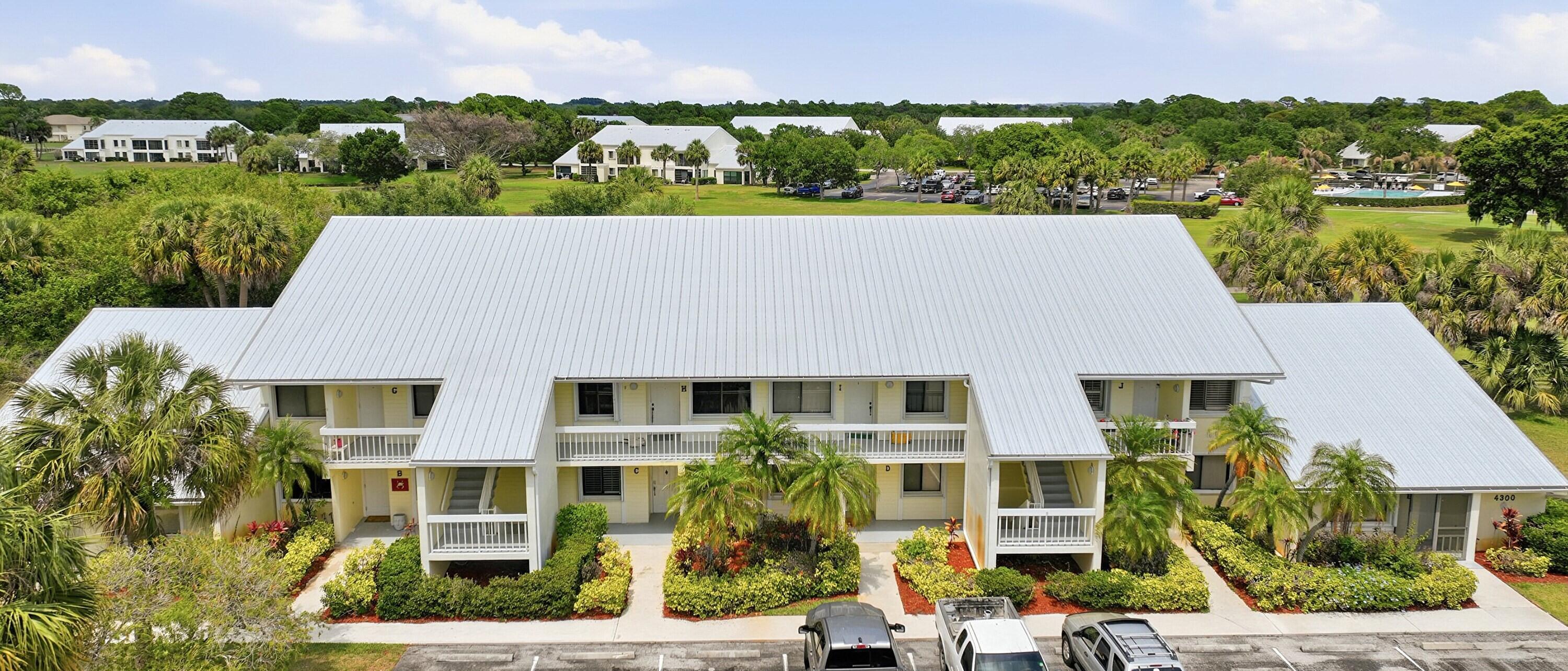 GATOR TRACE CONDOMINIUM 1 - Residential