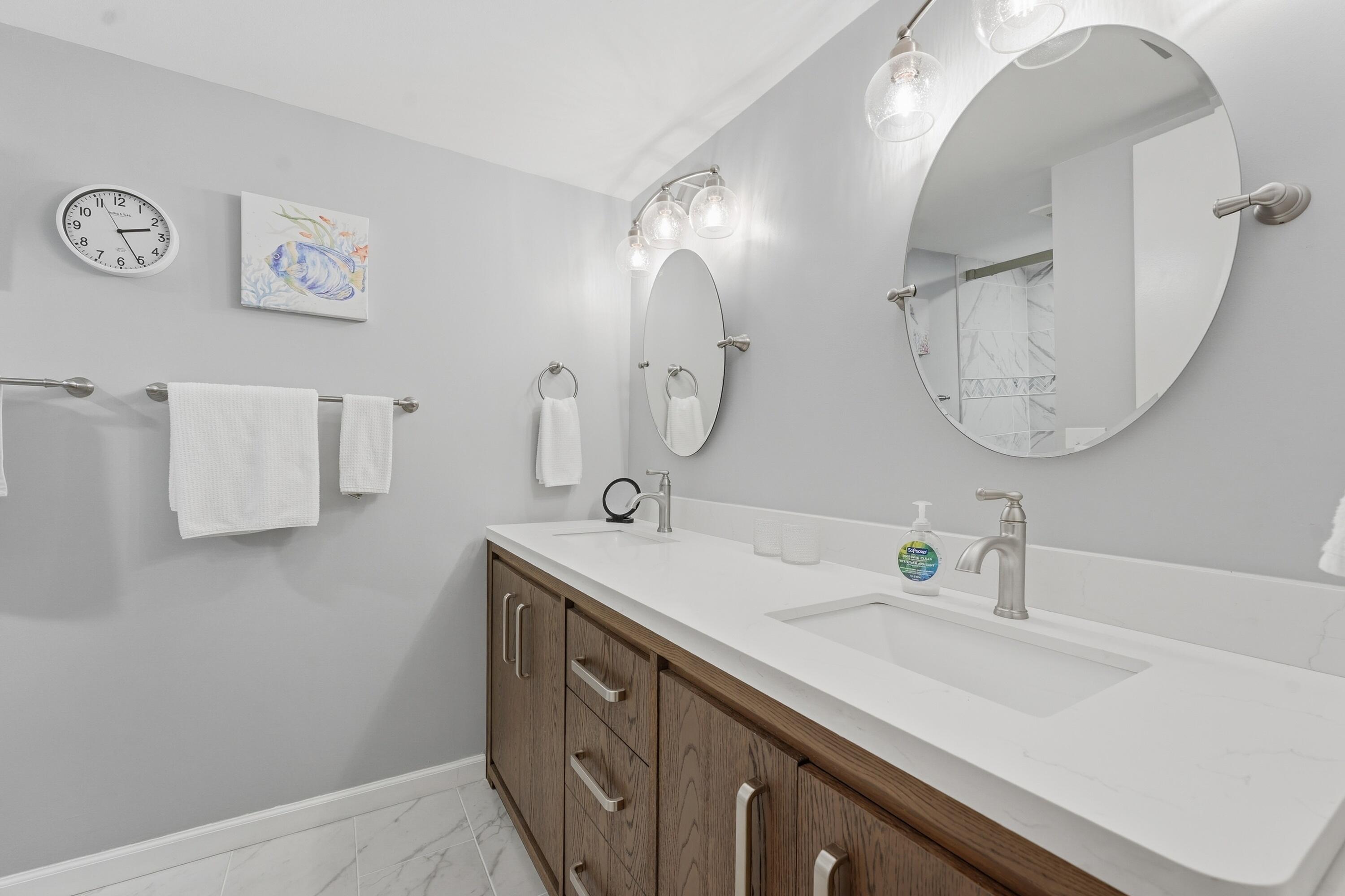 GATOR TRACE CONDOMINIUM 1 - Residential