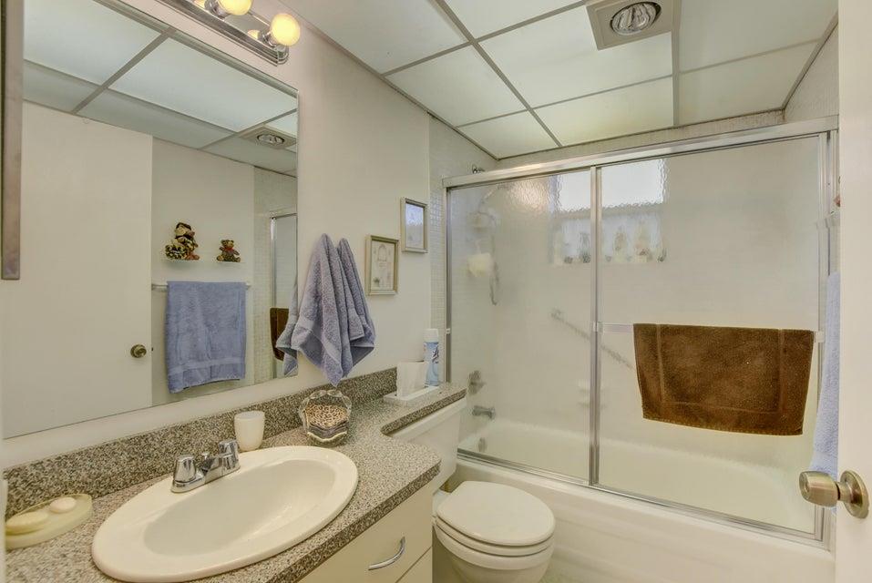 KINGS POINT CAPRI CONDOS - Residential