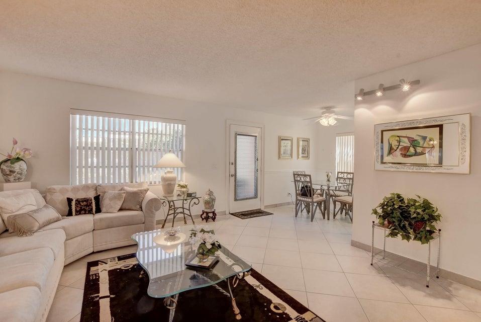 KINGS POINT CAPRI CONDOS - Residential