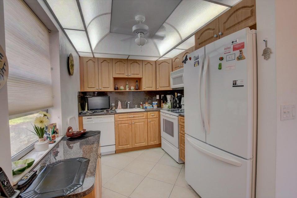 KINGS POINT CAPRI CONDOS - Residential