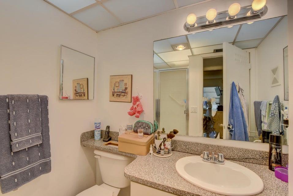 KINGS POINT CAPRI CONDOS - Residential