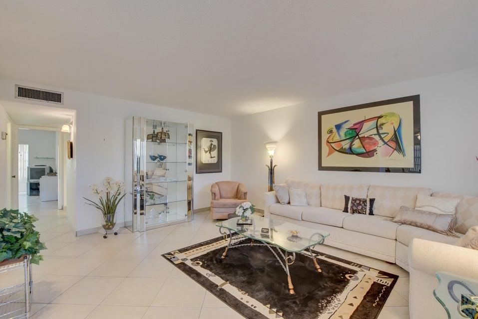 KINGS POINT CAPRI CONDOS - Residential