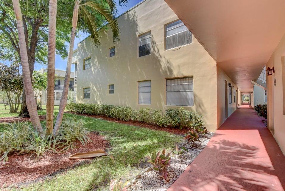 KINGS POINT CAPRI CONDOS - Residential