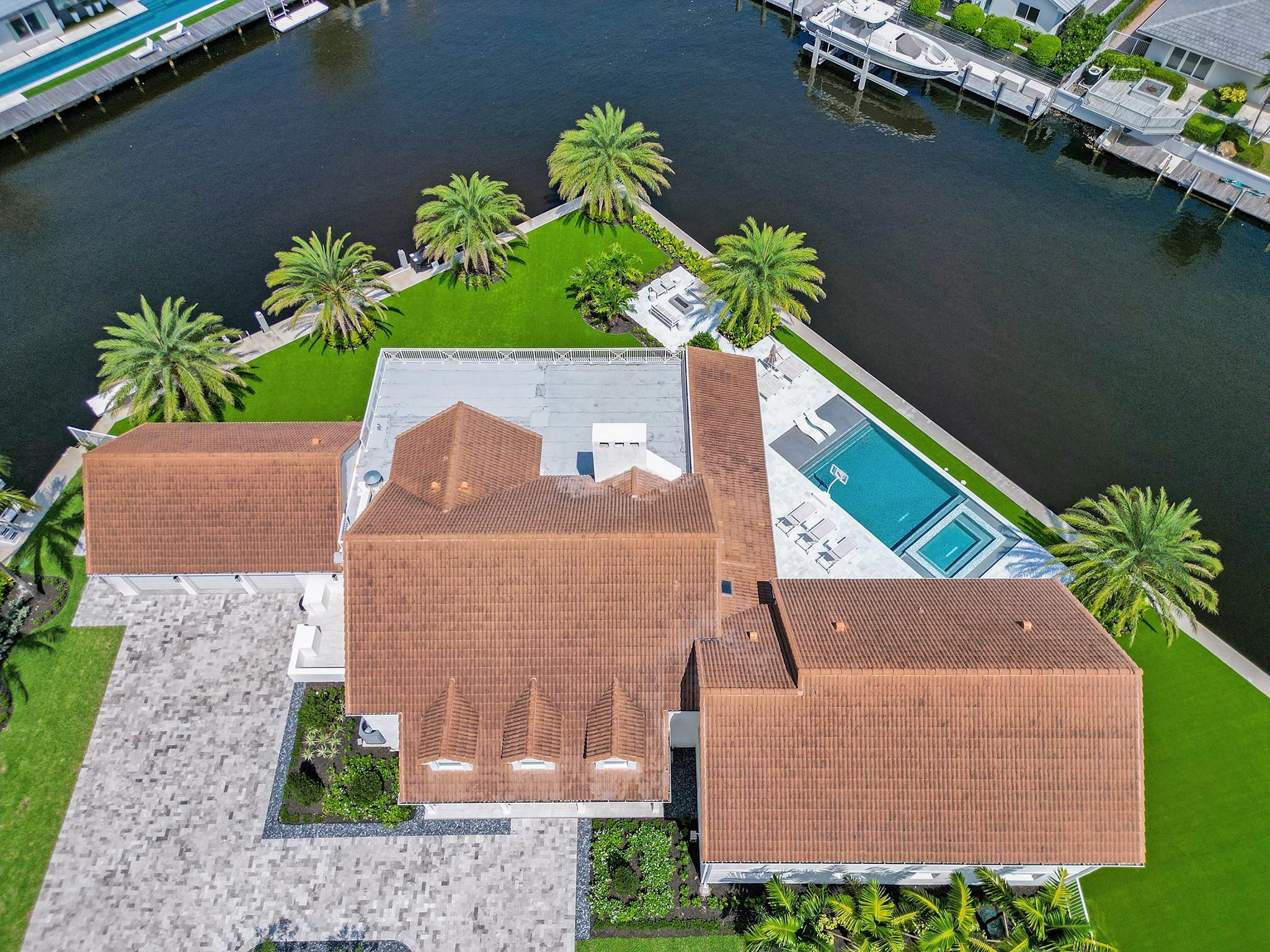 Bay Colony Sec Of Landing - Residential