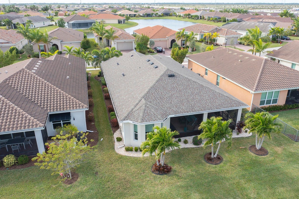Photo of 10239 SW Coral Tree Circle SW, Port Saint Lucie, FL 34987 (MLS # R10958637)