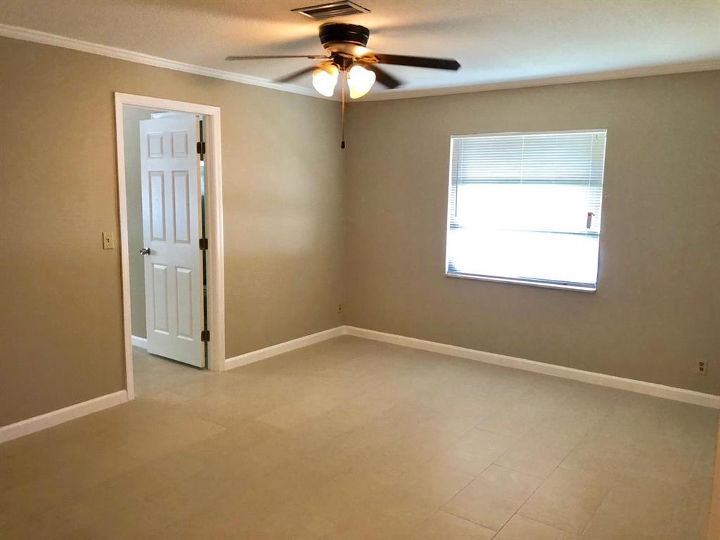 CRYSTAL LAKE 4TH SEC - Residential