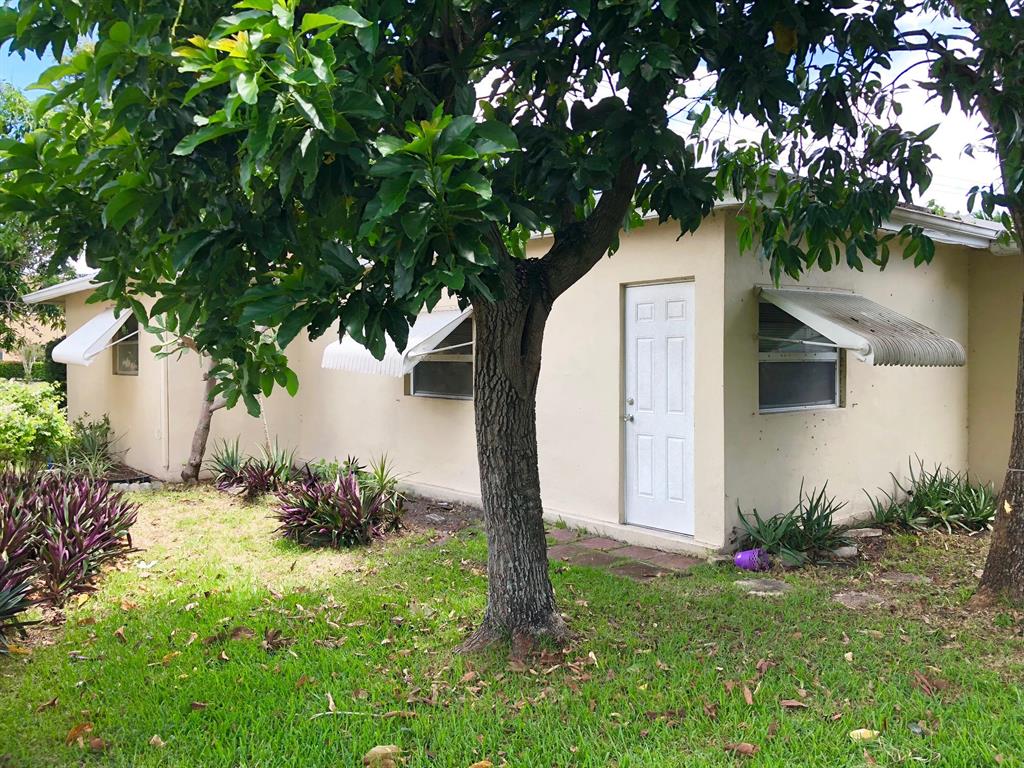 CRYSTAL LAKE 4TH SEC - Residential