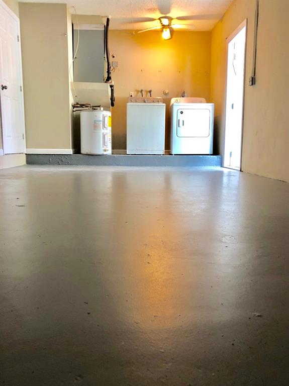 CRYSTAL LAKE 4TH SEC - Residential