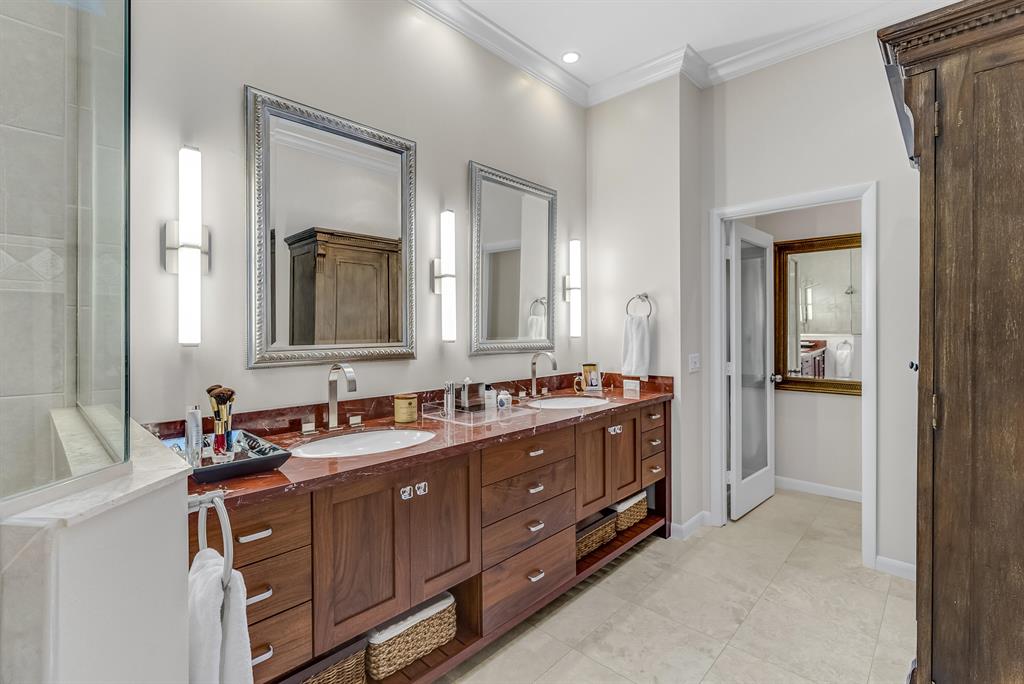 THE MOORINGS UNIT 5 ''''T - Residential