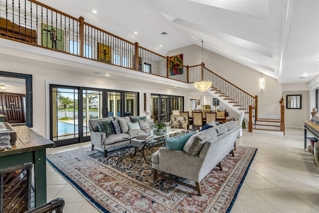 THE MOORINGS UNIT 5 ''''T - Residential