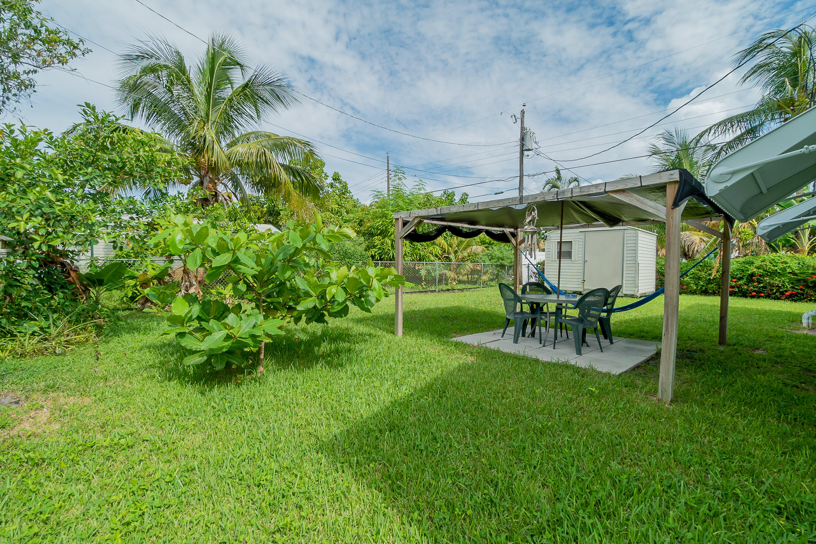 BOWERS PARK - Residential