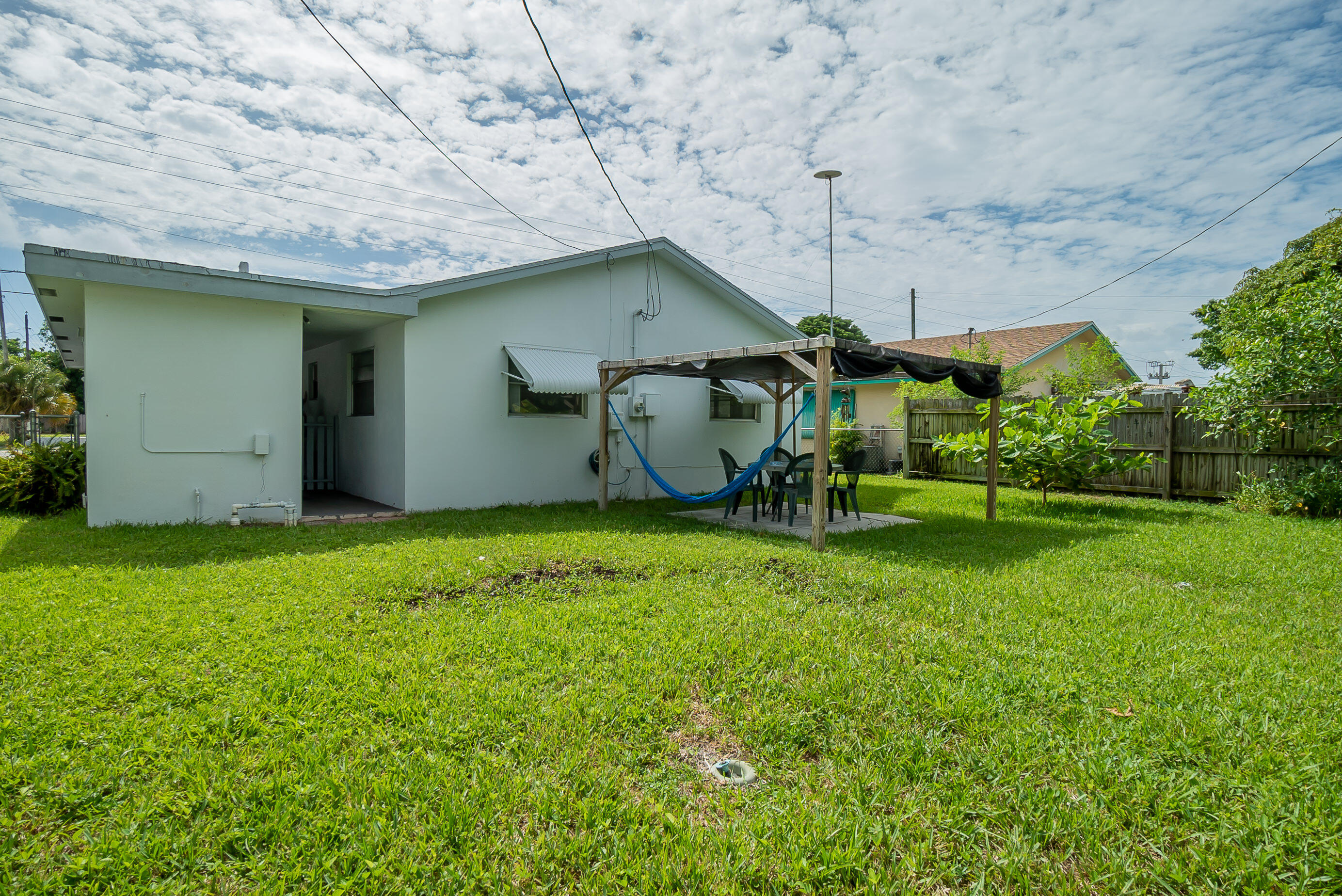 BOWERS PARK - Residential