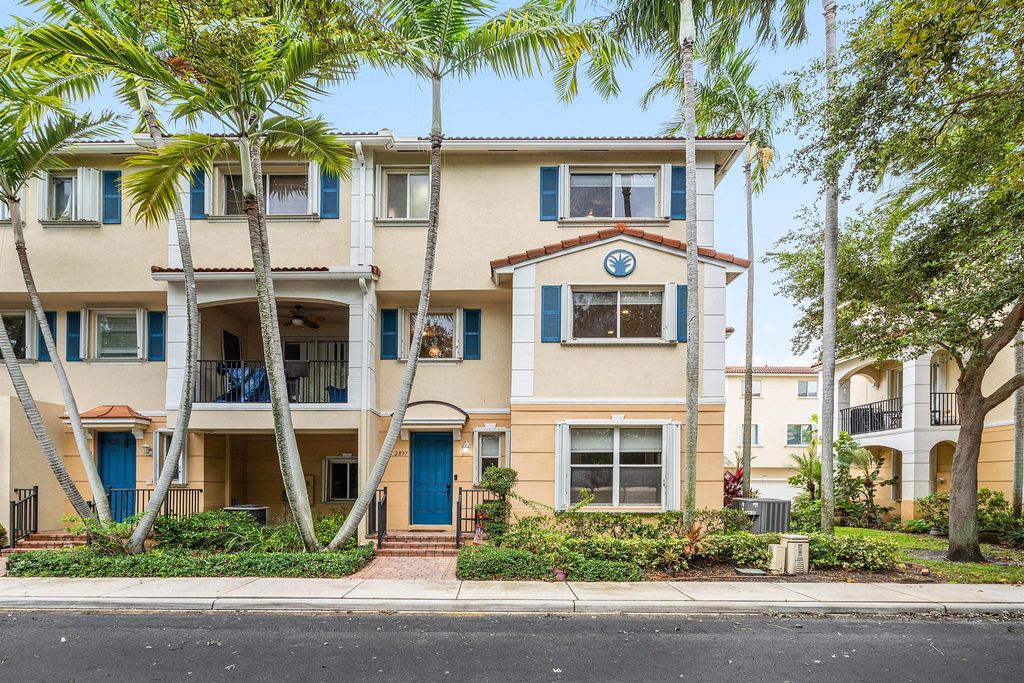 Photo of 2897 S Greenleaf Circle, Boynton Beach, FL 33426 (MLS # R11132757)
