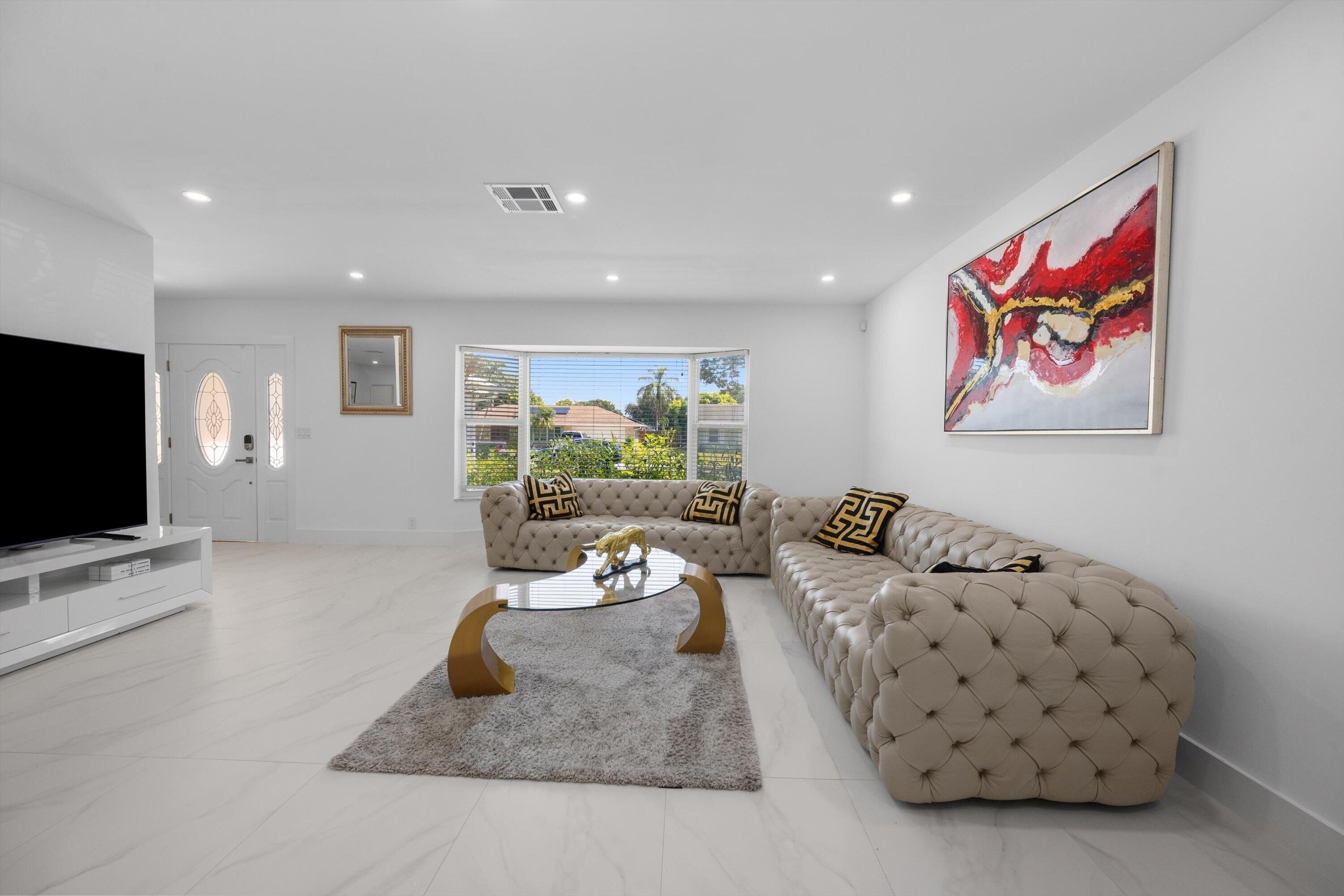 Properties 1233 Mystic Way