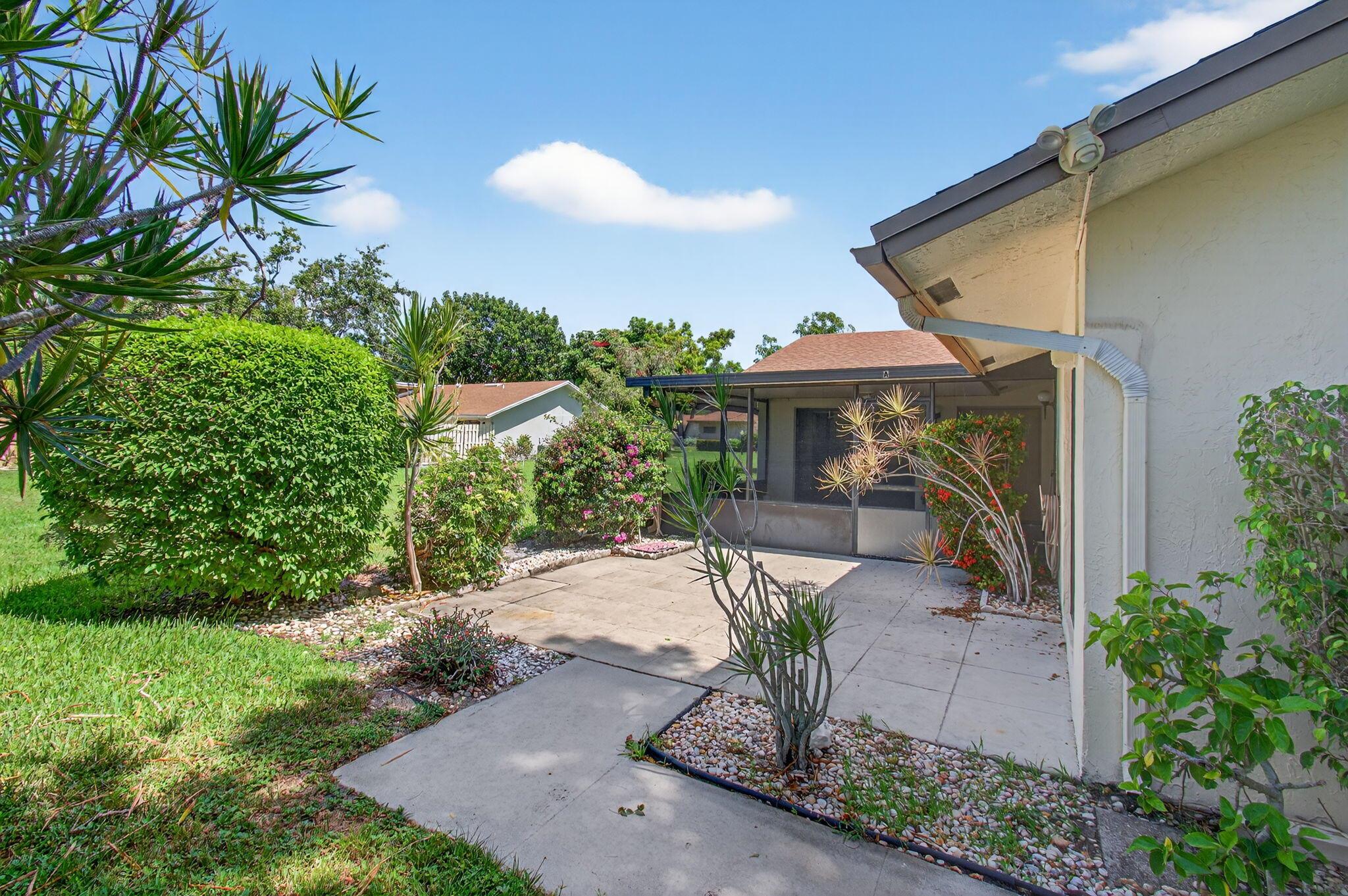 872 NW 29th Avenue A, Delray Beach, FL, 33445/$249,000 2 872 NW 29th Avenue A