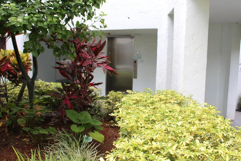 HAMLET AT POINCIANA COND DECL FILED 8-5-86 - Residential