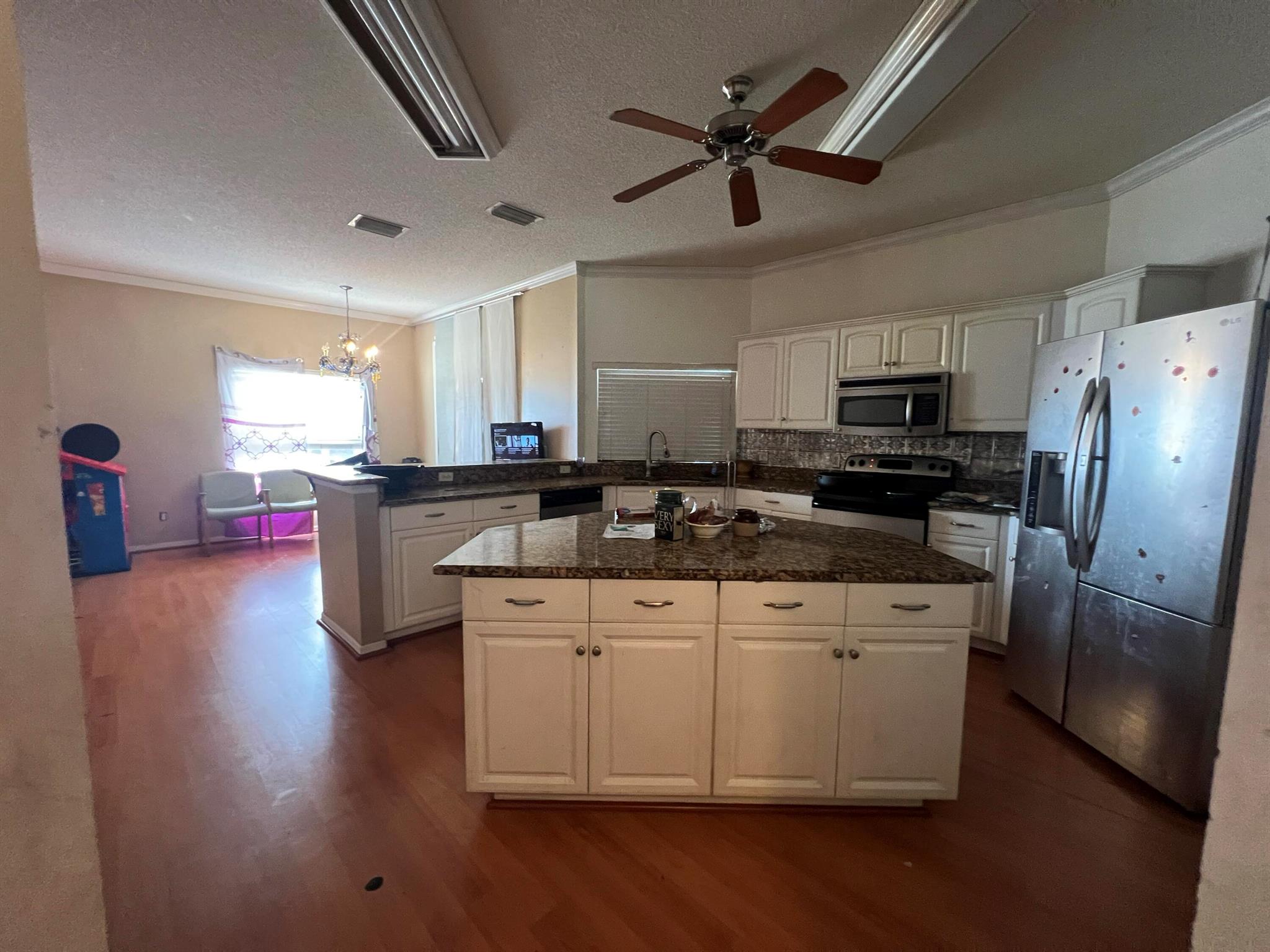 5811 NW Argo Court, Port St Lucie, FL, 34986/$510,000 4 5811 NW Argo Court