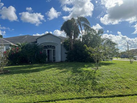 A home in Port St Lucie