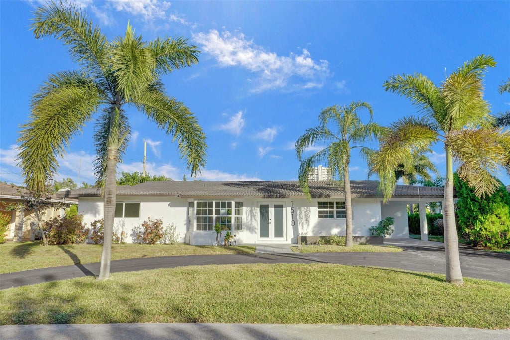 Photo of 1510 SE 23rd Avenue, Pompano Beach, FL 33062 (MLS # F10475825)