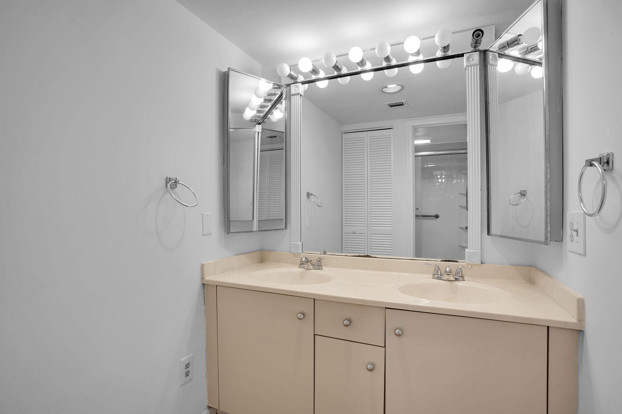 WYNMOOR - Residential