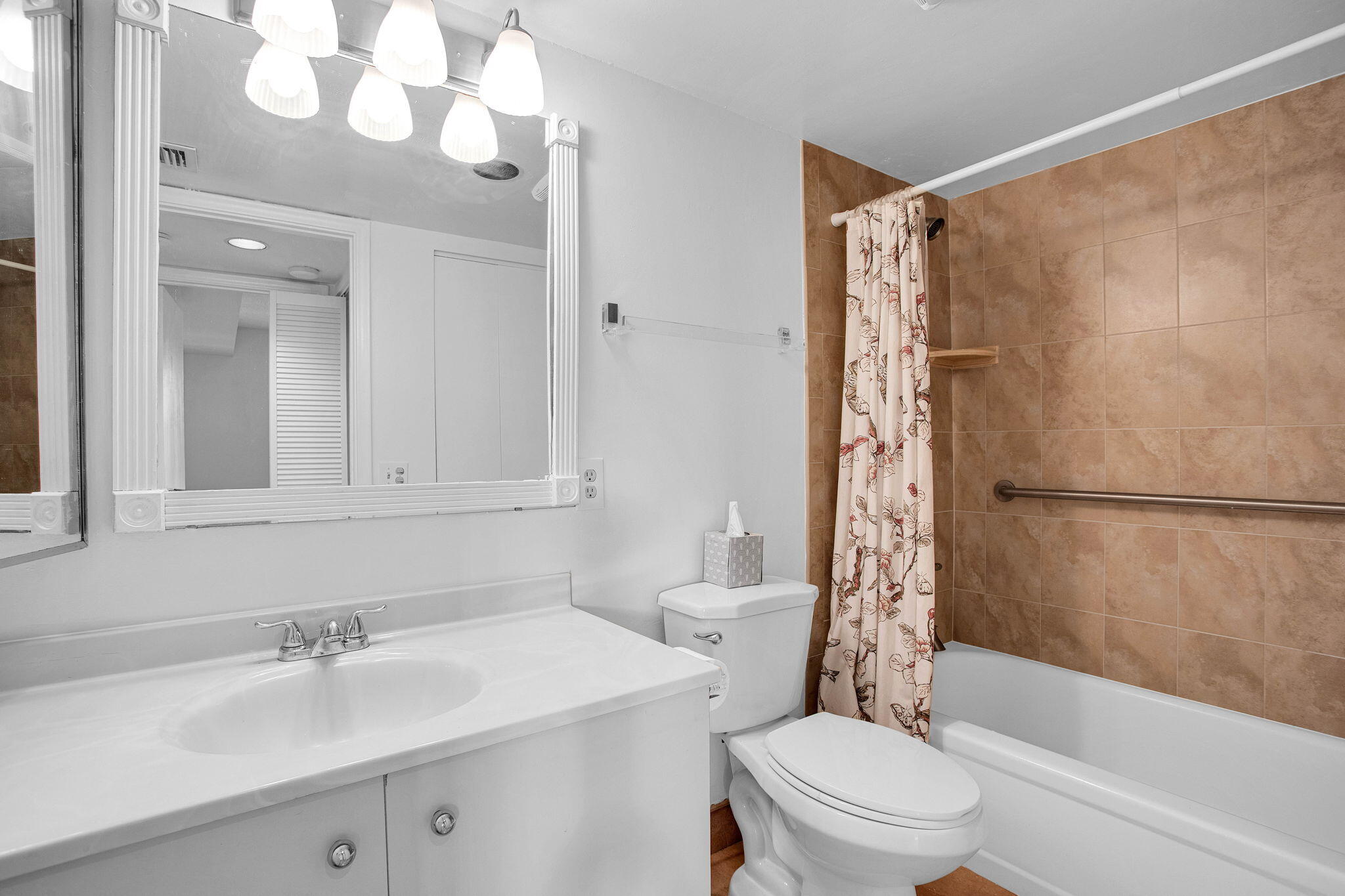 WYNMOOR - Residential