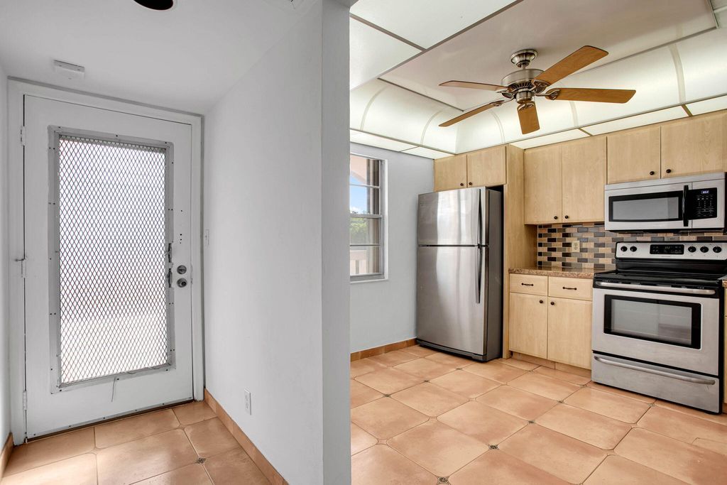 Photo of 3301 Aruba Way #K4, Coconut Creek, FL 33066 (MLS # F10552161)