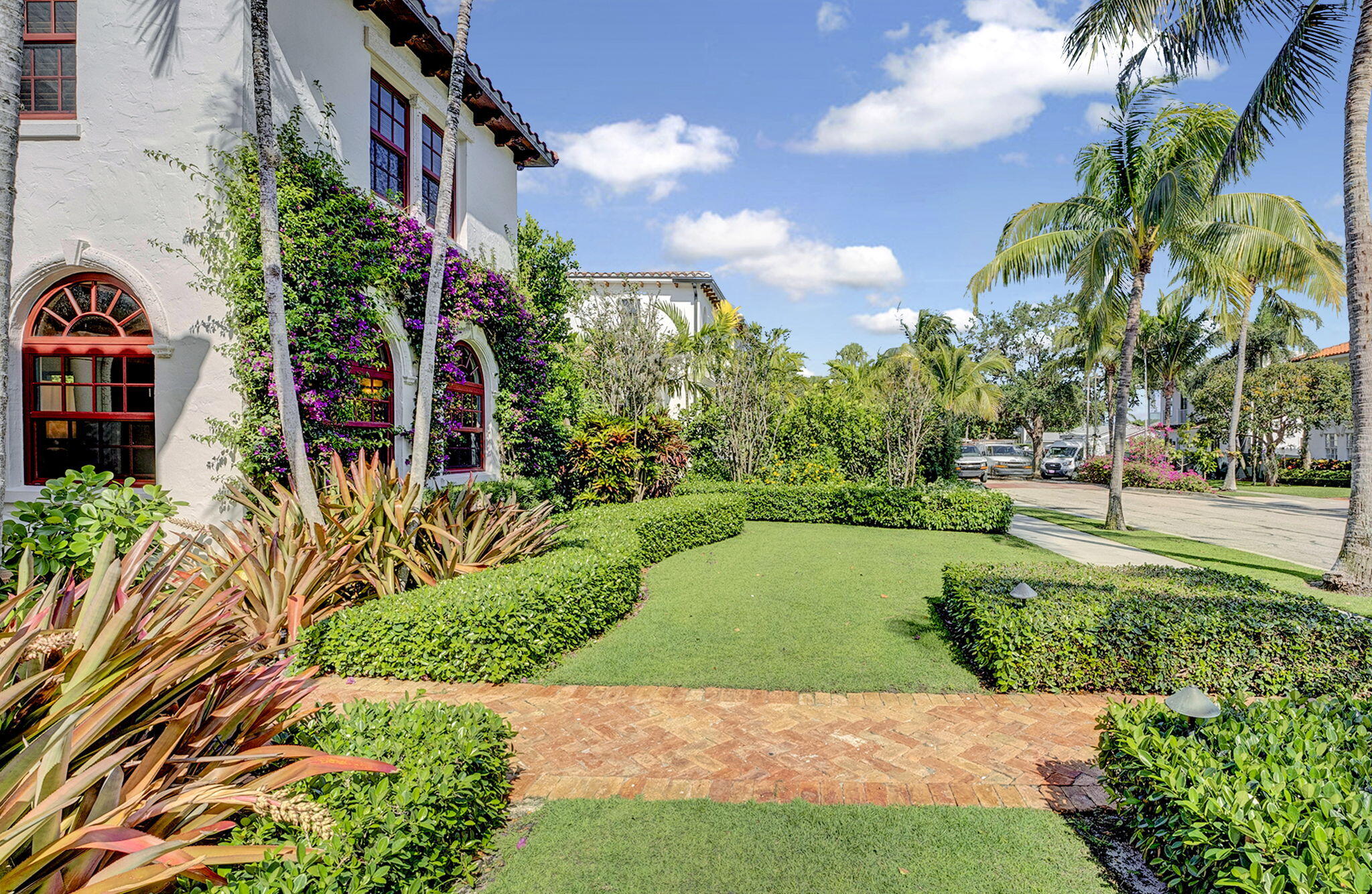 PERSHING PARK LAKE ADD IN - Residential