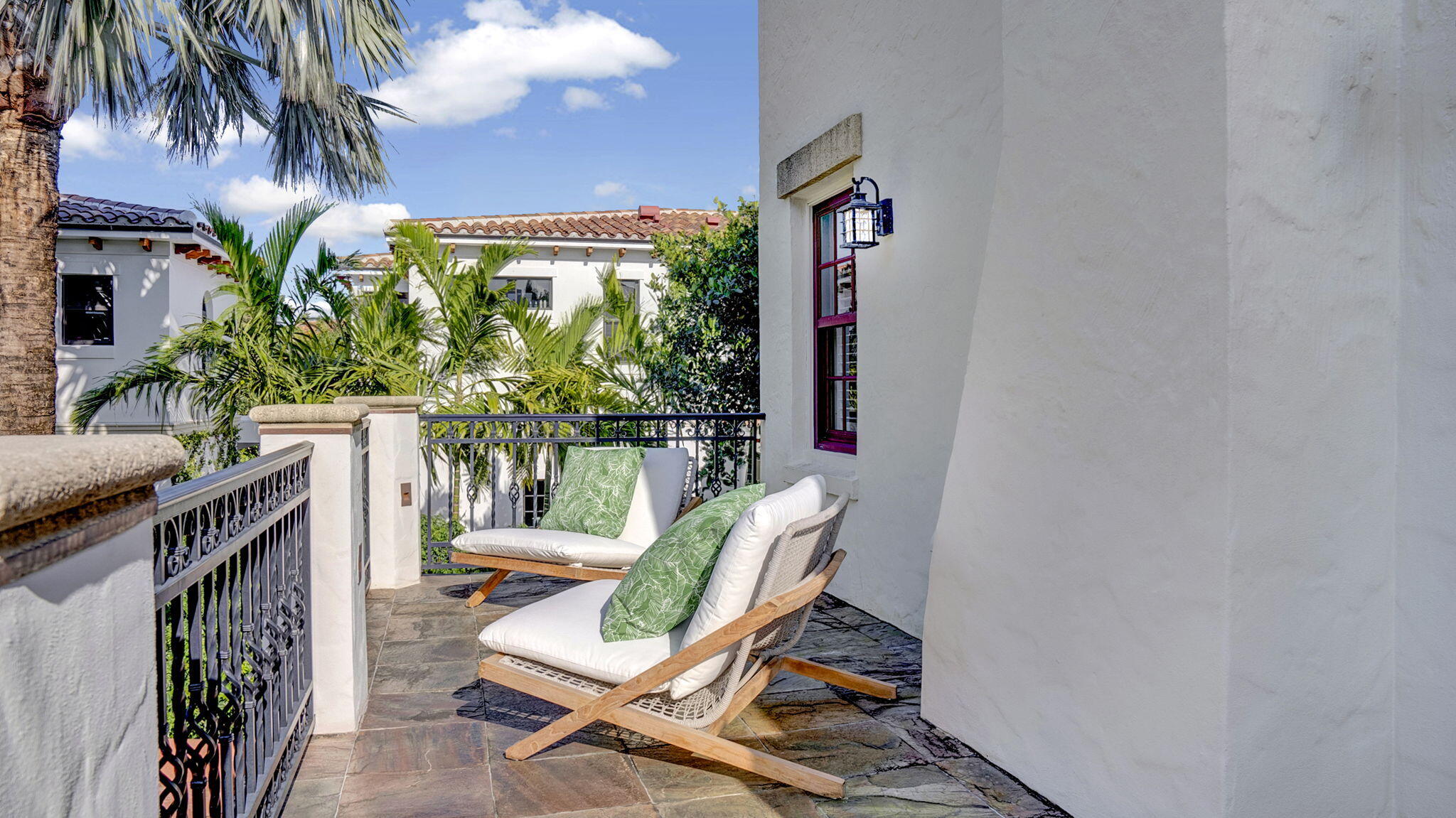 PERSHING PARK LAKE ADD IN - Residential