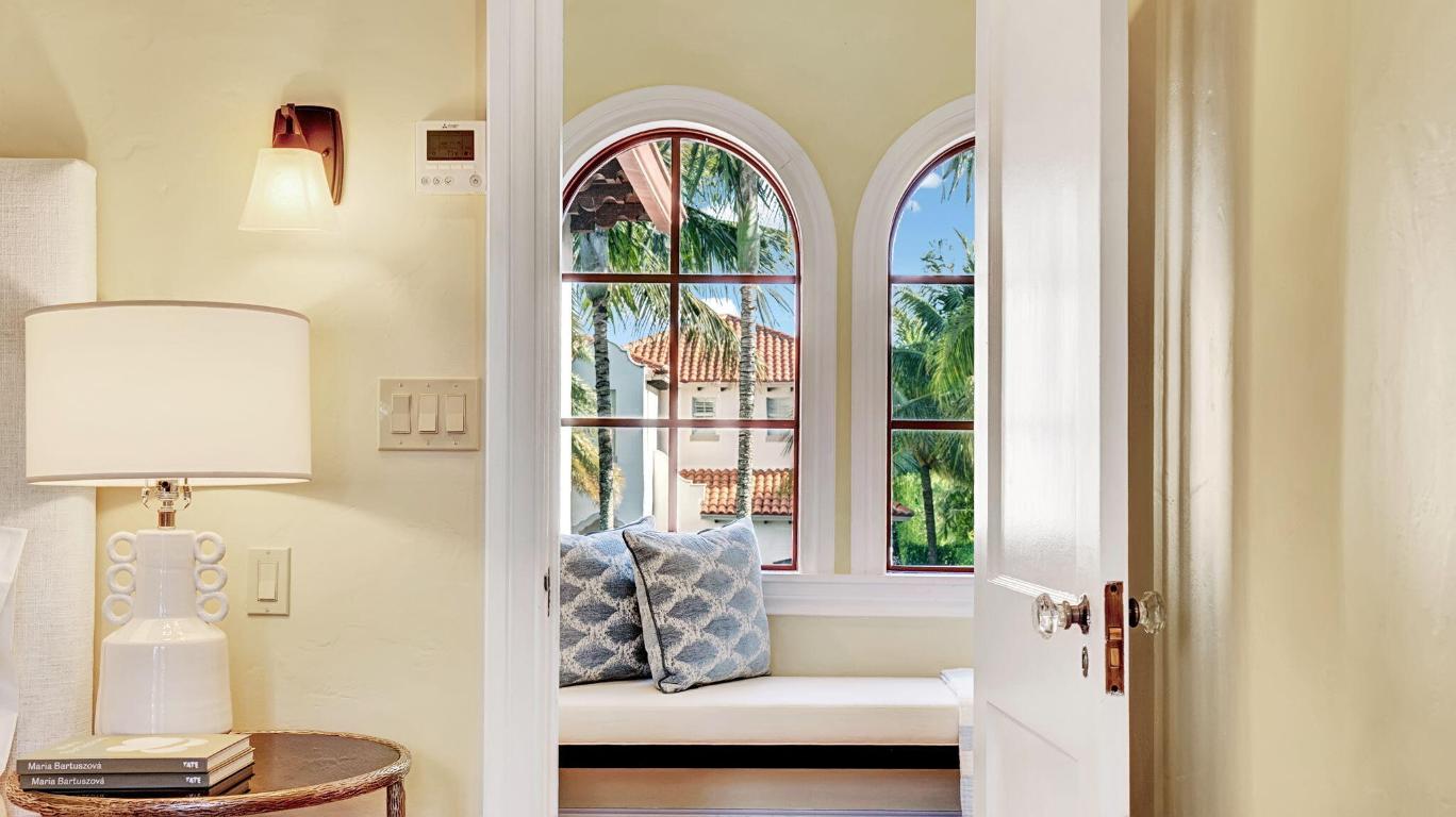 PERSHING PARK LAKE ADD IN - Residential