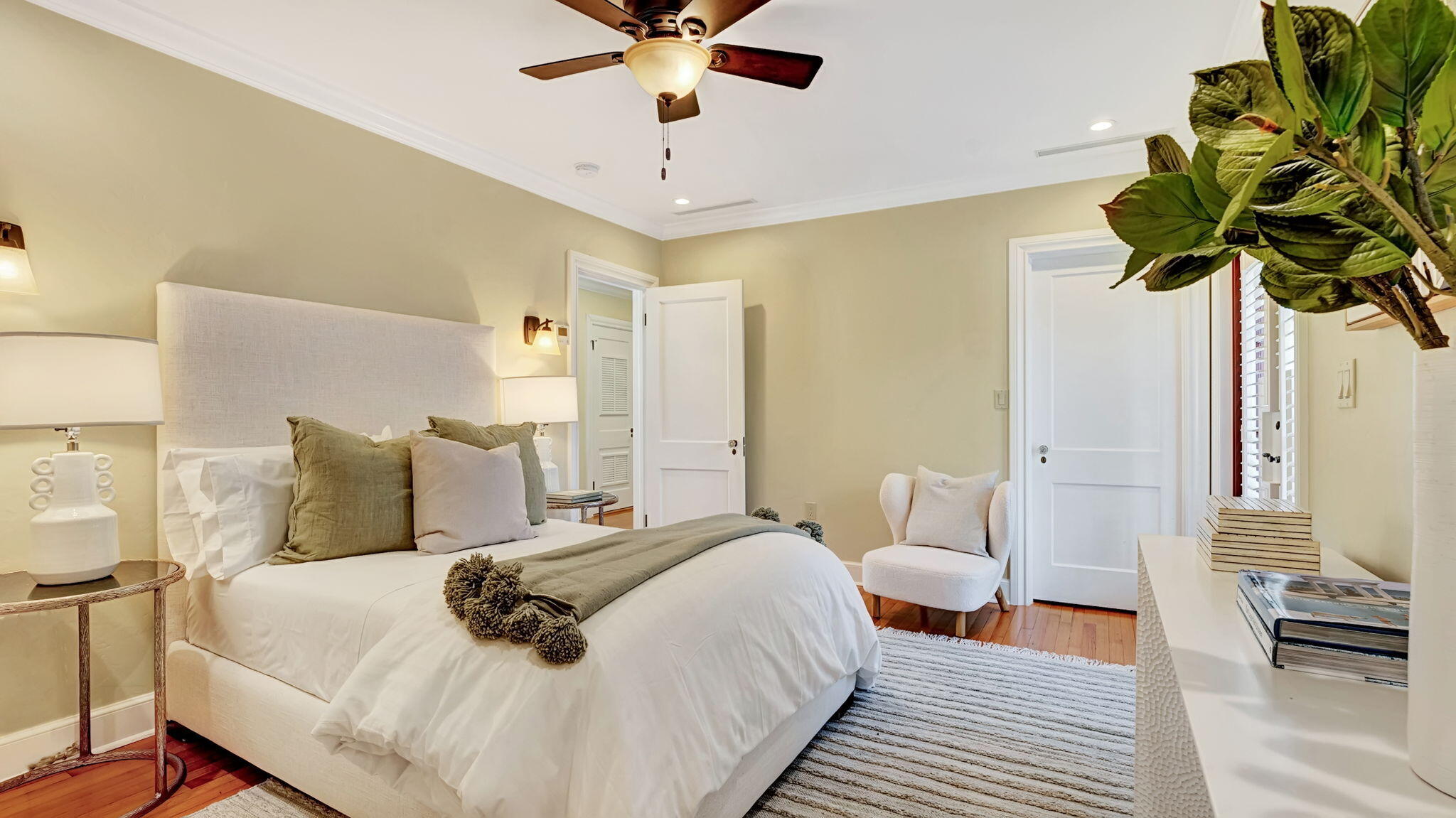 PERSHING PARK LAKE ADD IN - Residential