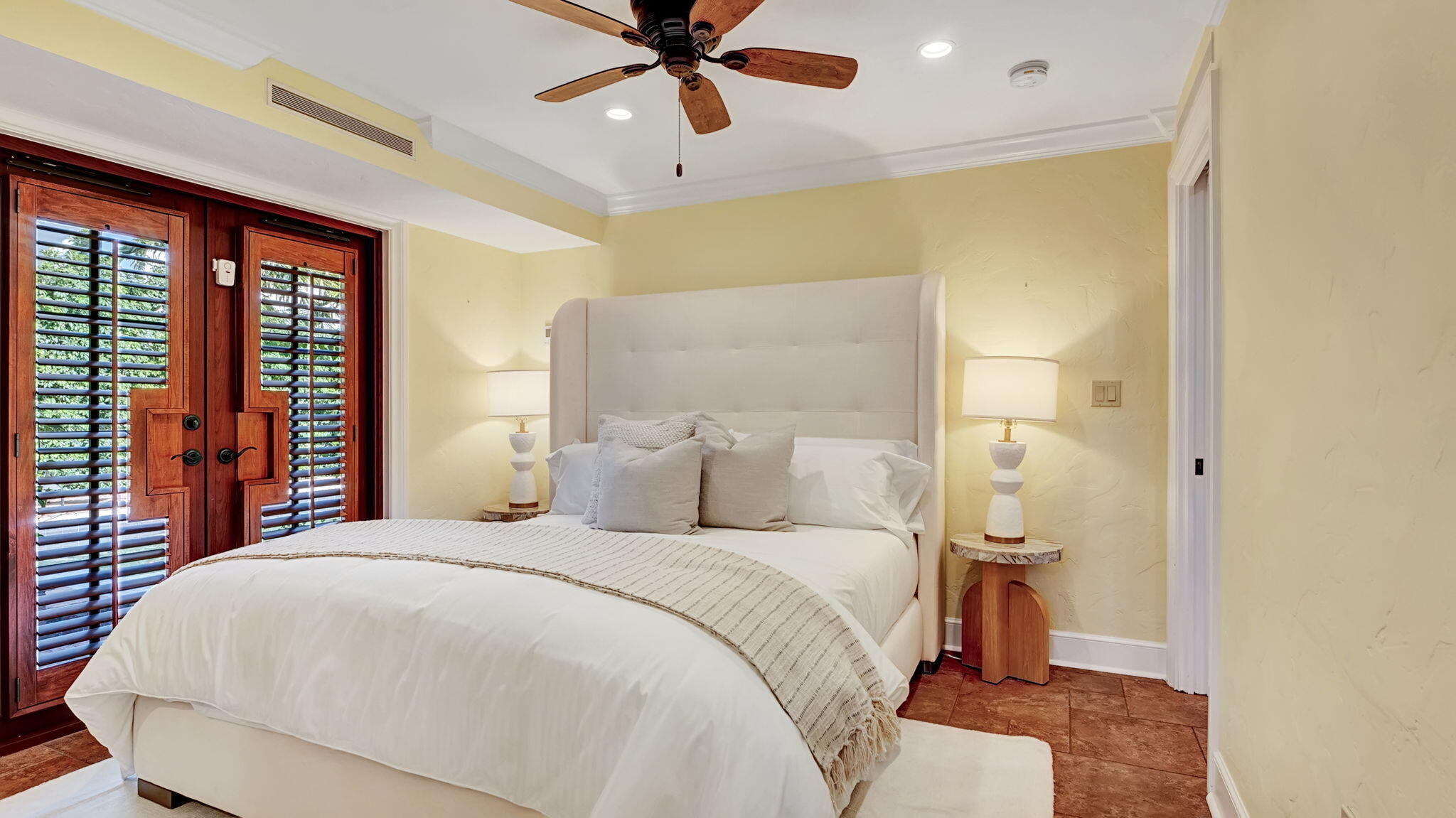 PERSHING PARK LAKE ADD IN - Residential