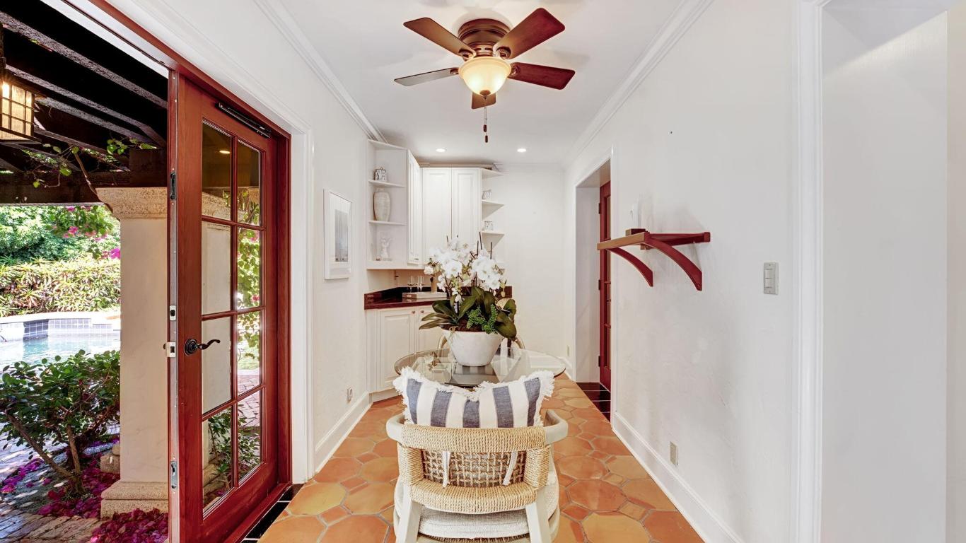 PERSHING PARK LAKE ADD IN - Residential