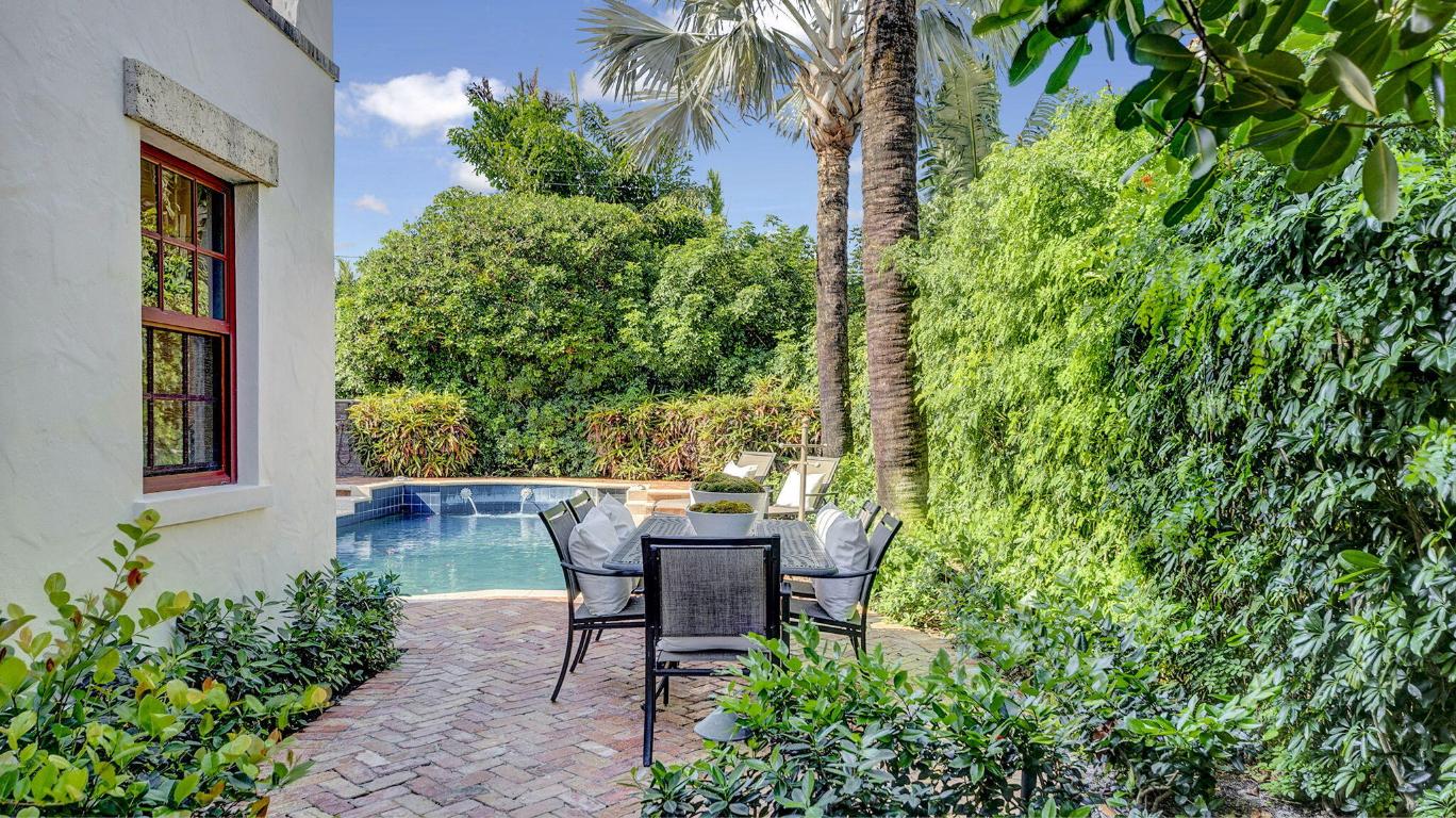 PERSHING PARK LAKE ADD IN - Residential