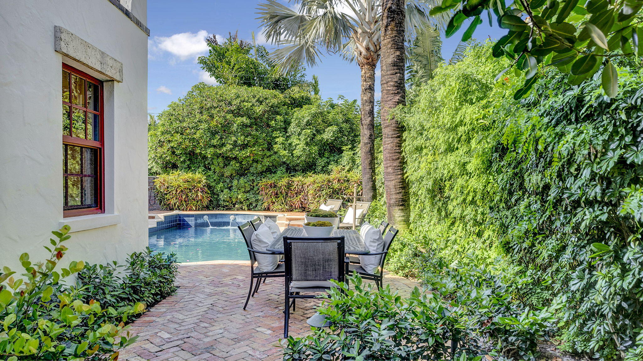 PERSHING PARK LAKE ADD IN - Residential