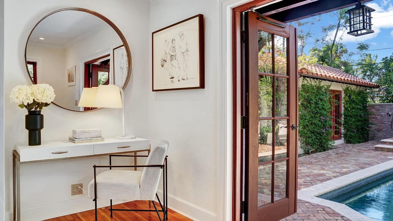 PERSHING PARK LAKE ADD IN - Residential