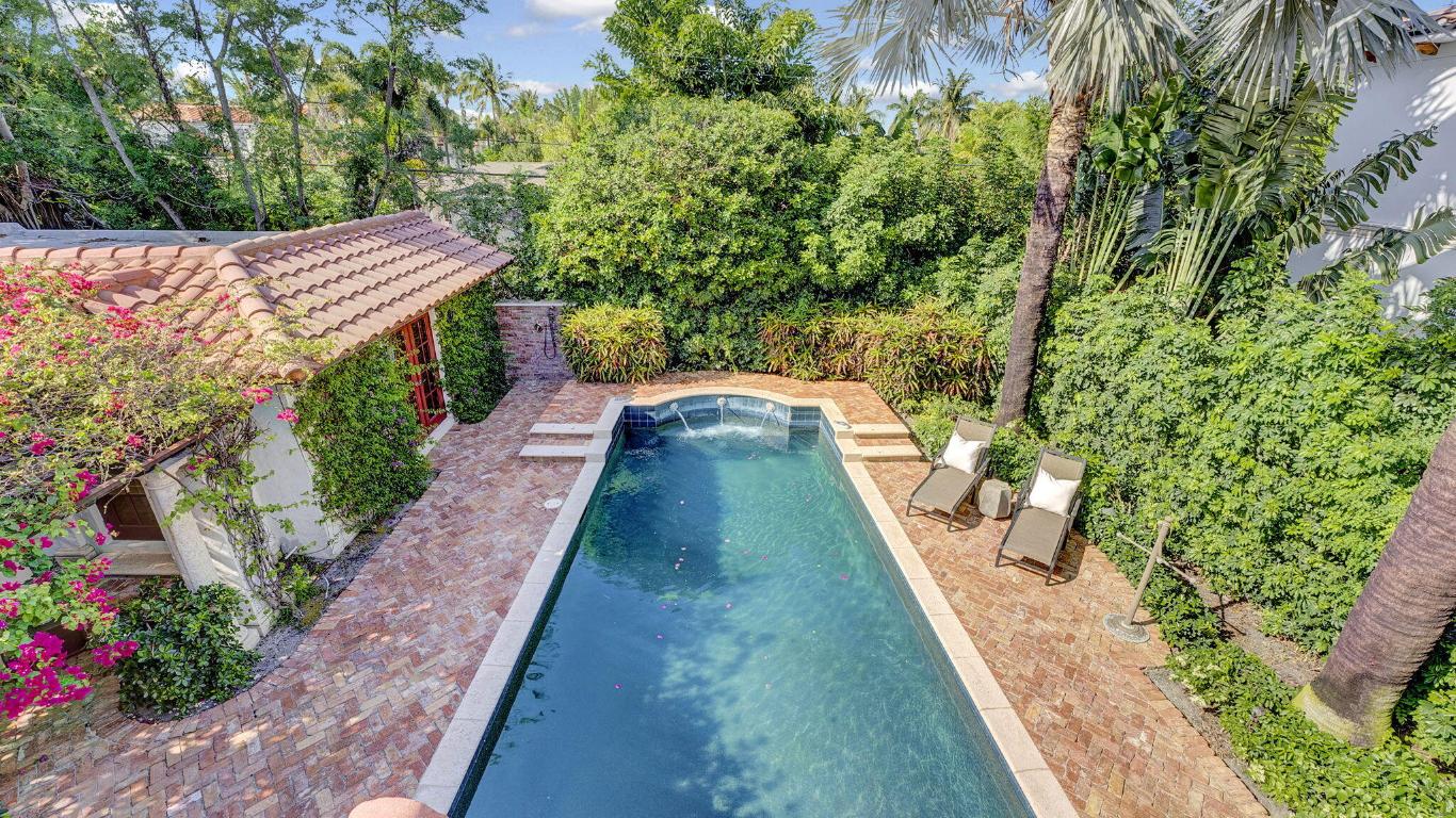 PERSHING PARK LAKE ADD IN - Residential