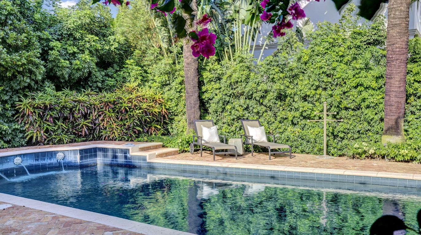 PERSHING PARK LAKE ADD IN - Residential