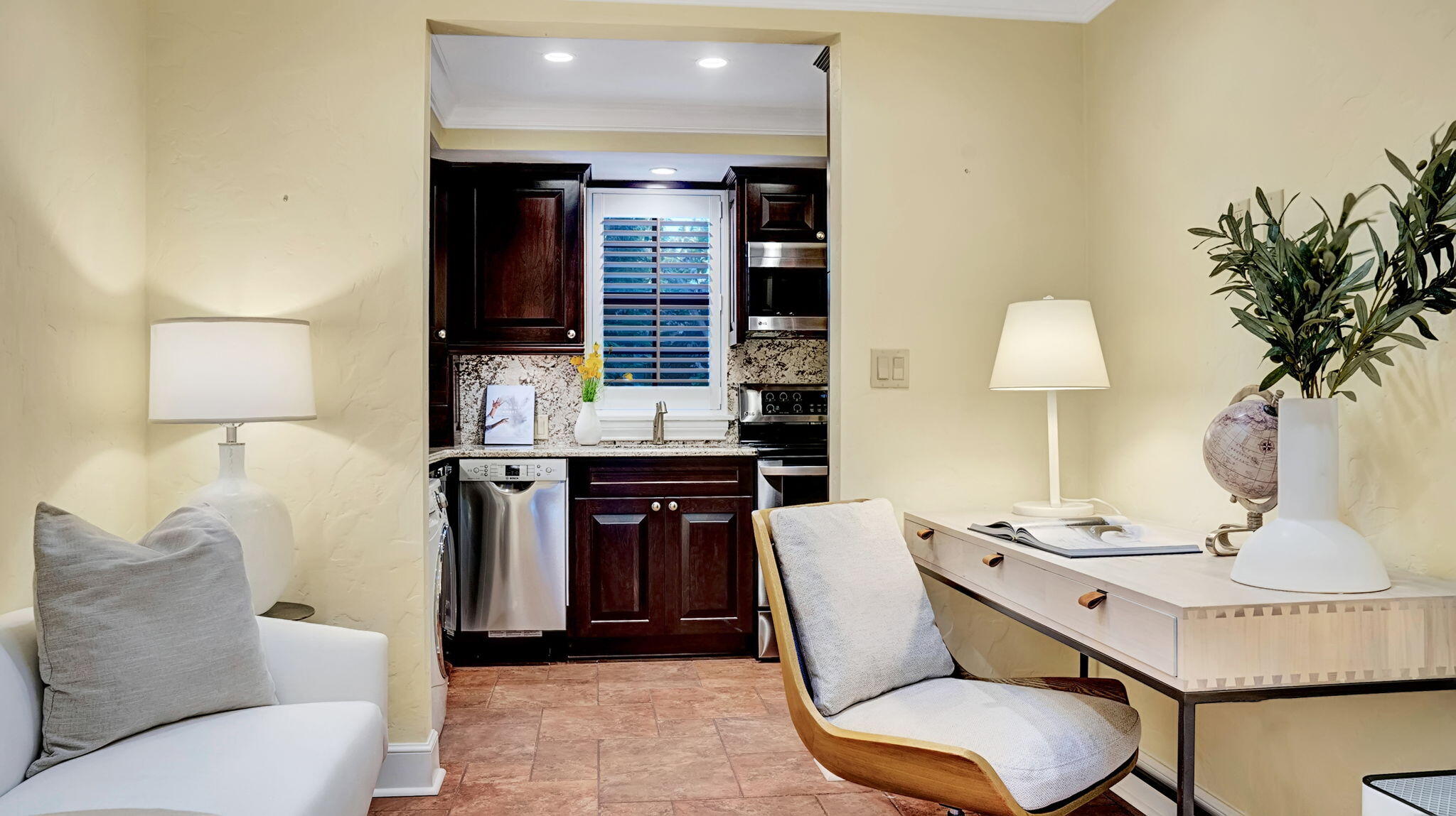 PERSHING PARK LAKE ADD IN - Residential