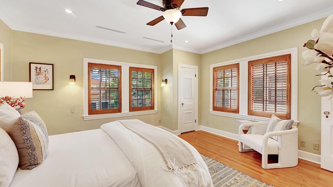 PERSHING PARK LAKE ADD IN - Residential