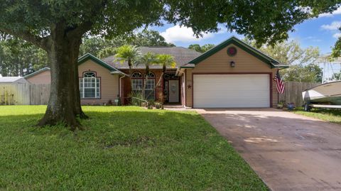 A home in Port St Lucie