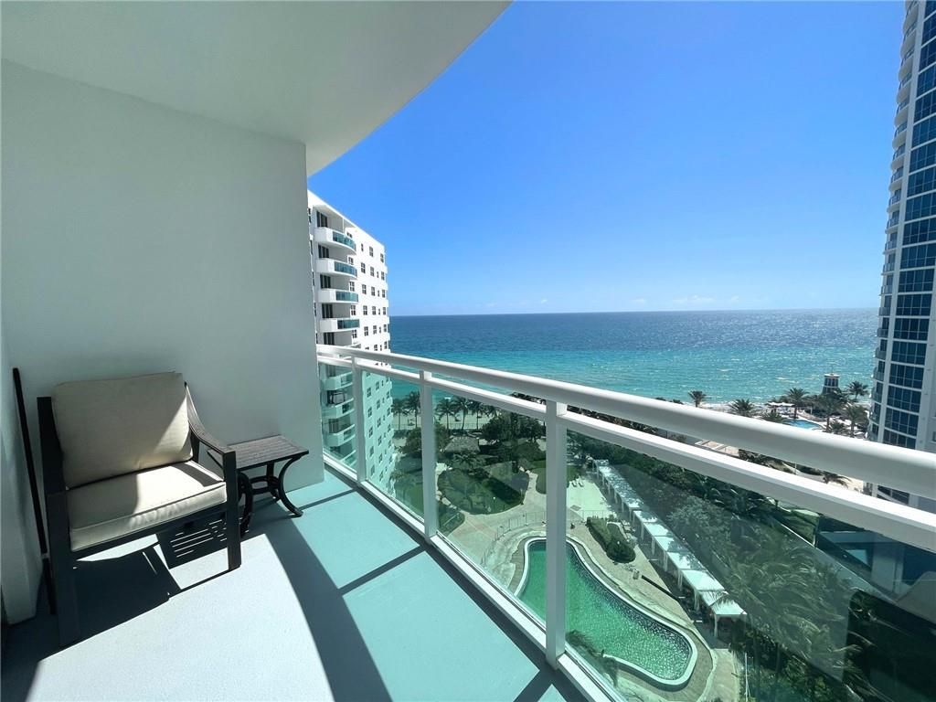 Photo of 3001 S Ocean Drive #1225, Hollywood, FL 33019 (MLS # F10477921)