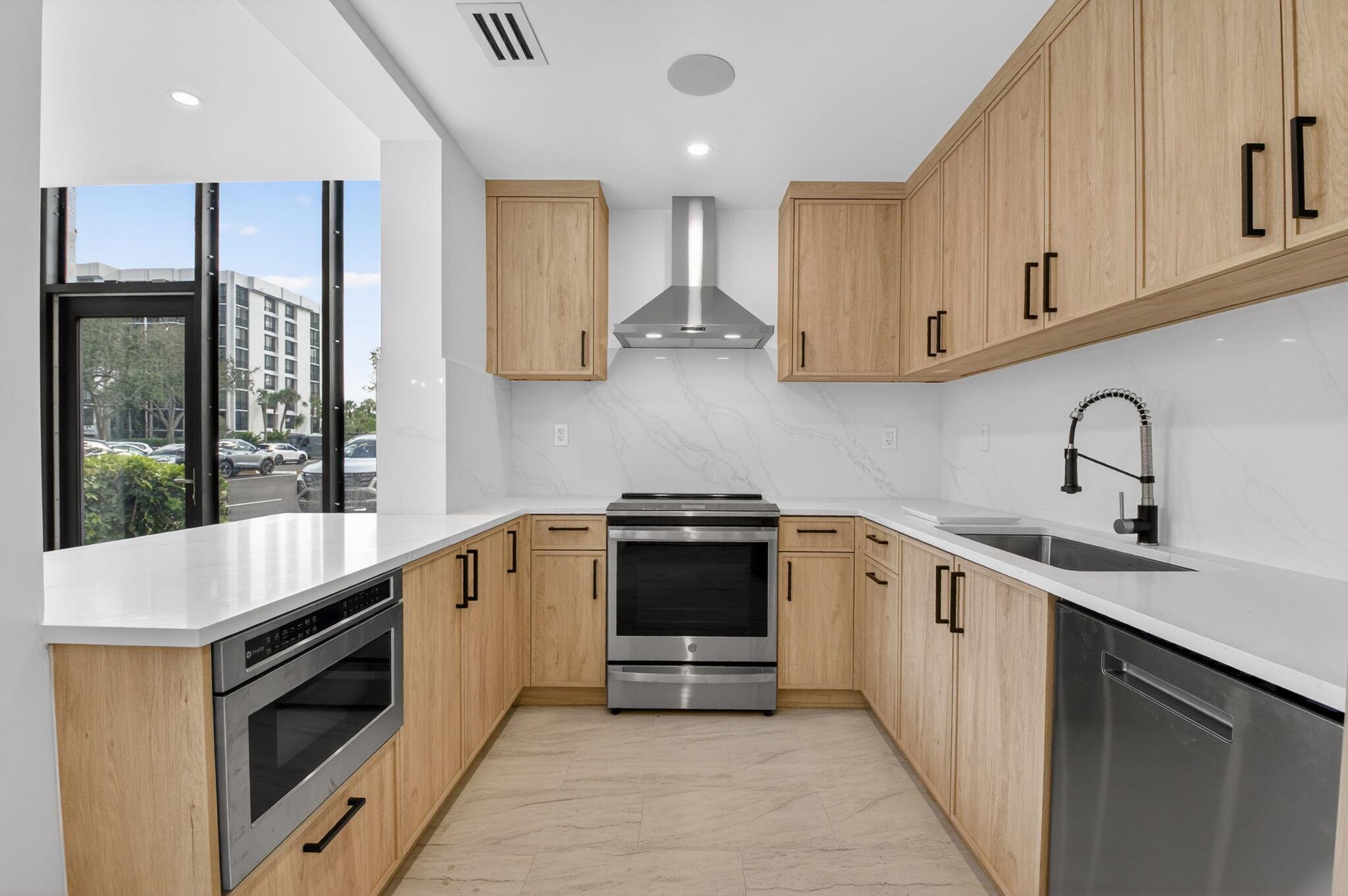 LAKEWOOD MIDRISE CONDO - Residential