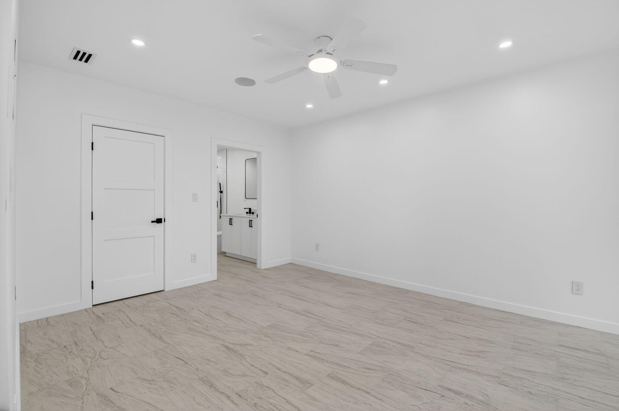 LAKEWOOD MIDRISE CONDO - Residential